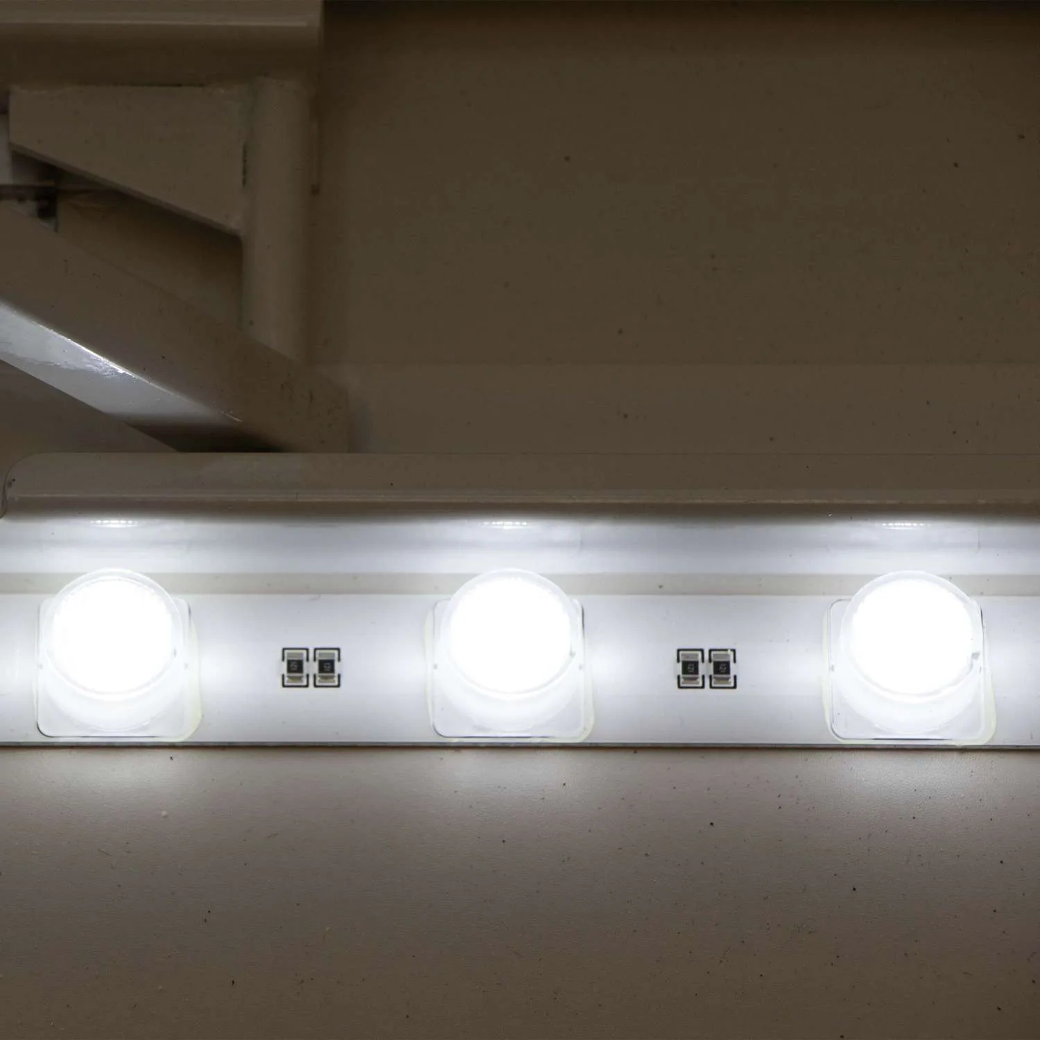 Collapsible Lit Counter Kit view 6