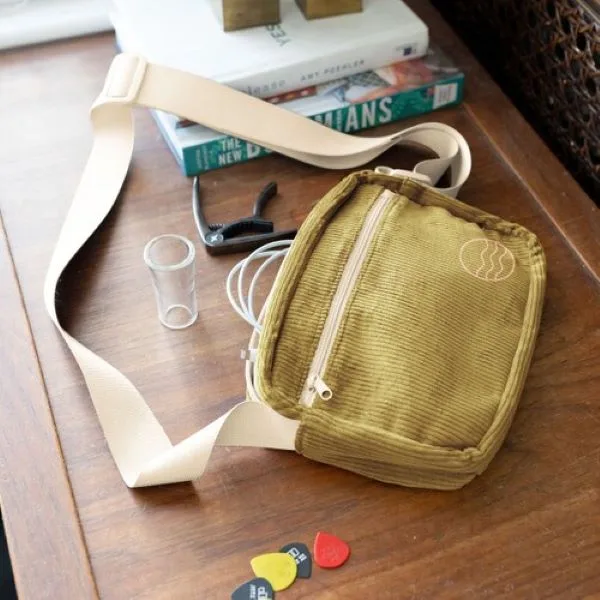 Landscape Crossbody Backpack (Corduroy)