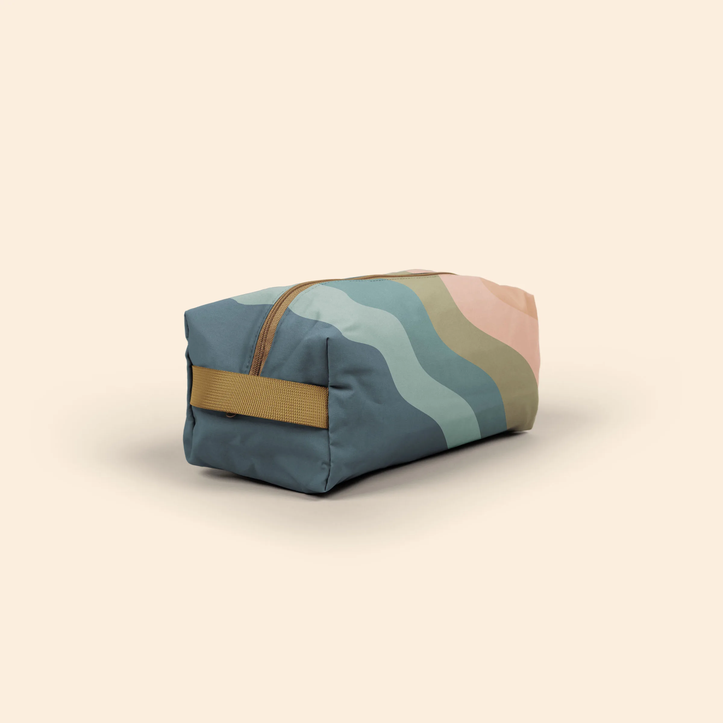 Neutral Wavy Blue/Green/Pink