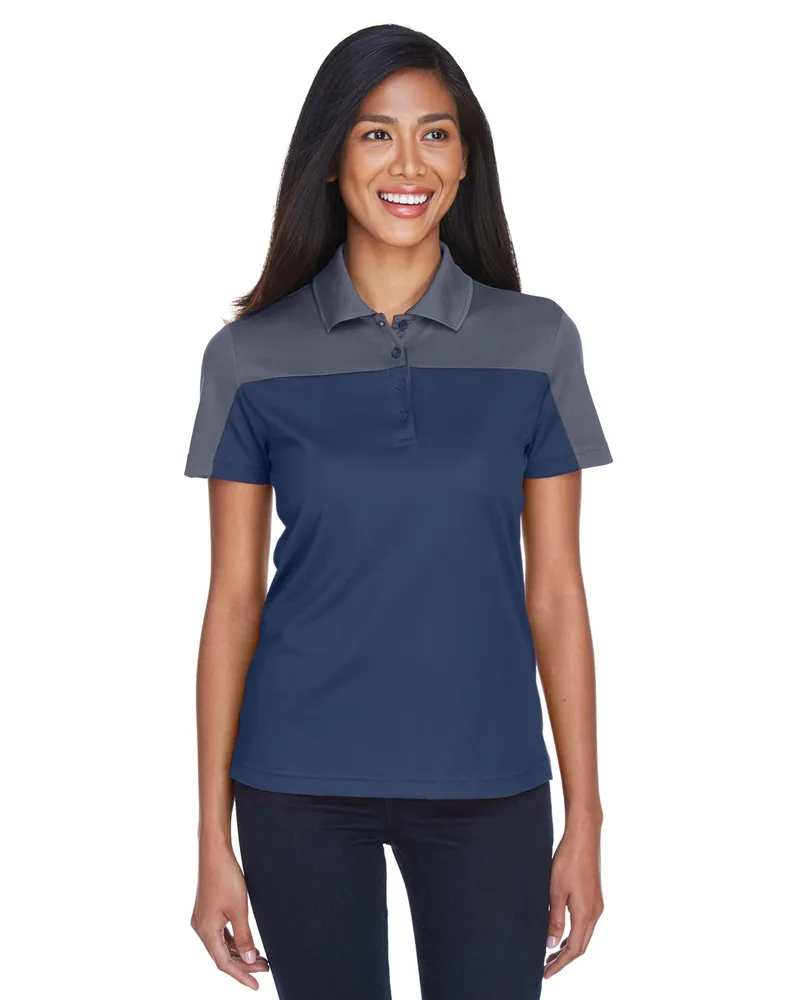 Classic Navy Blue/Carbon Gray Lifestyle View