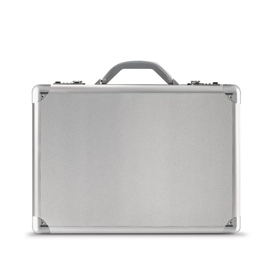 Solo New York Fifth Avenue Attaché