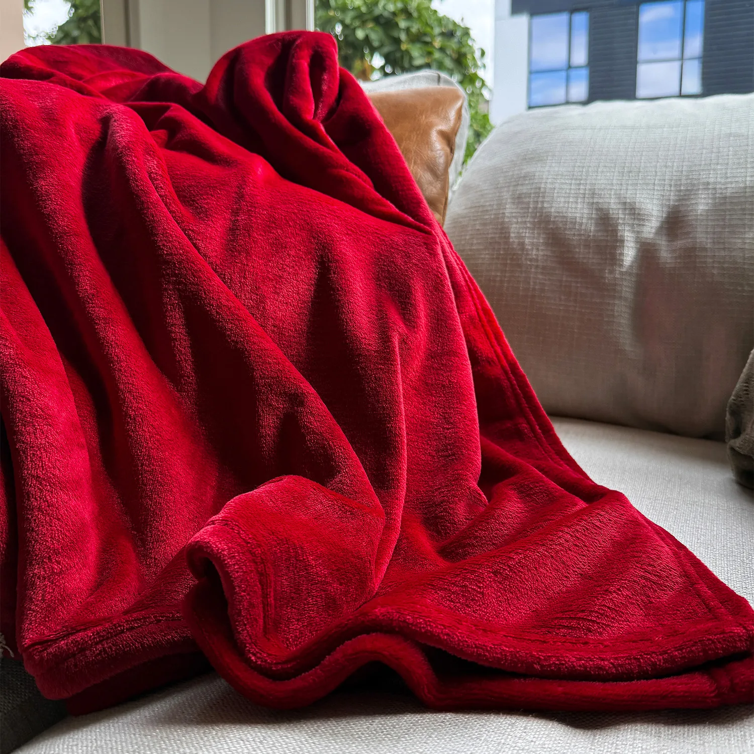 Velura Throw (Embroidery) view 7