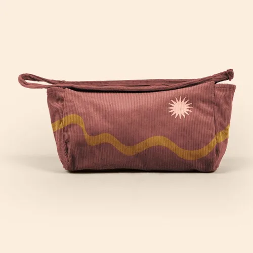 Cinnamon Red Logo Front