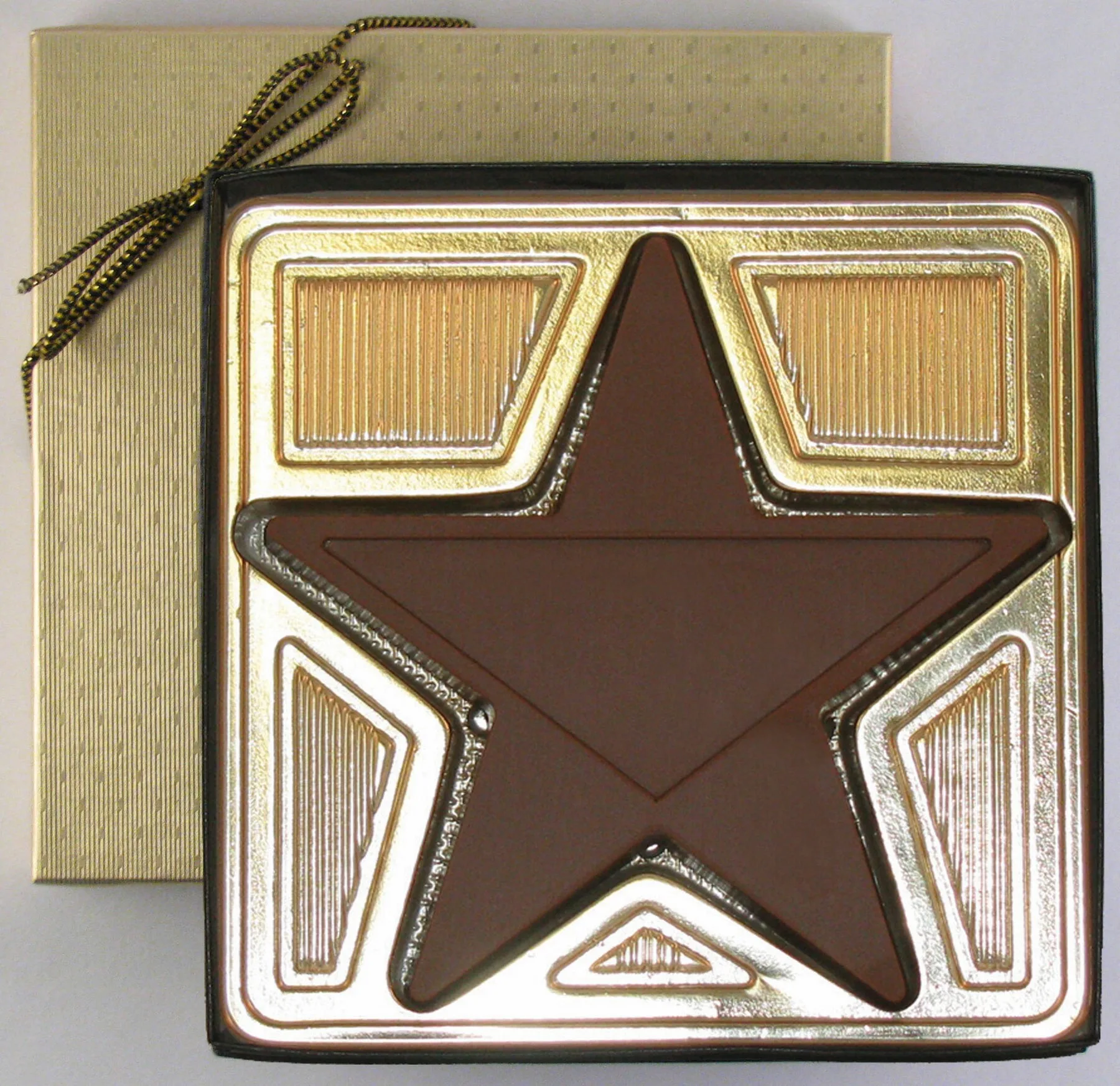 Chocolate Star 2.5 Oz. view 2