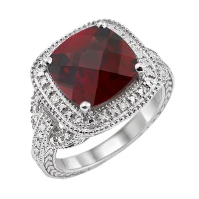 Jilco Inc Garnet And Diamond Ring - Size 6.5