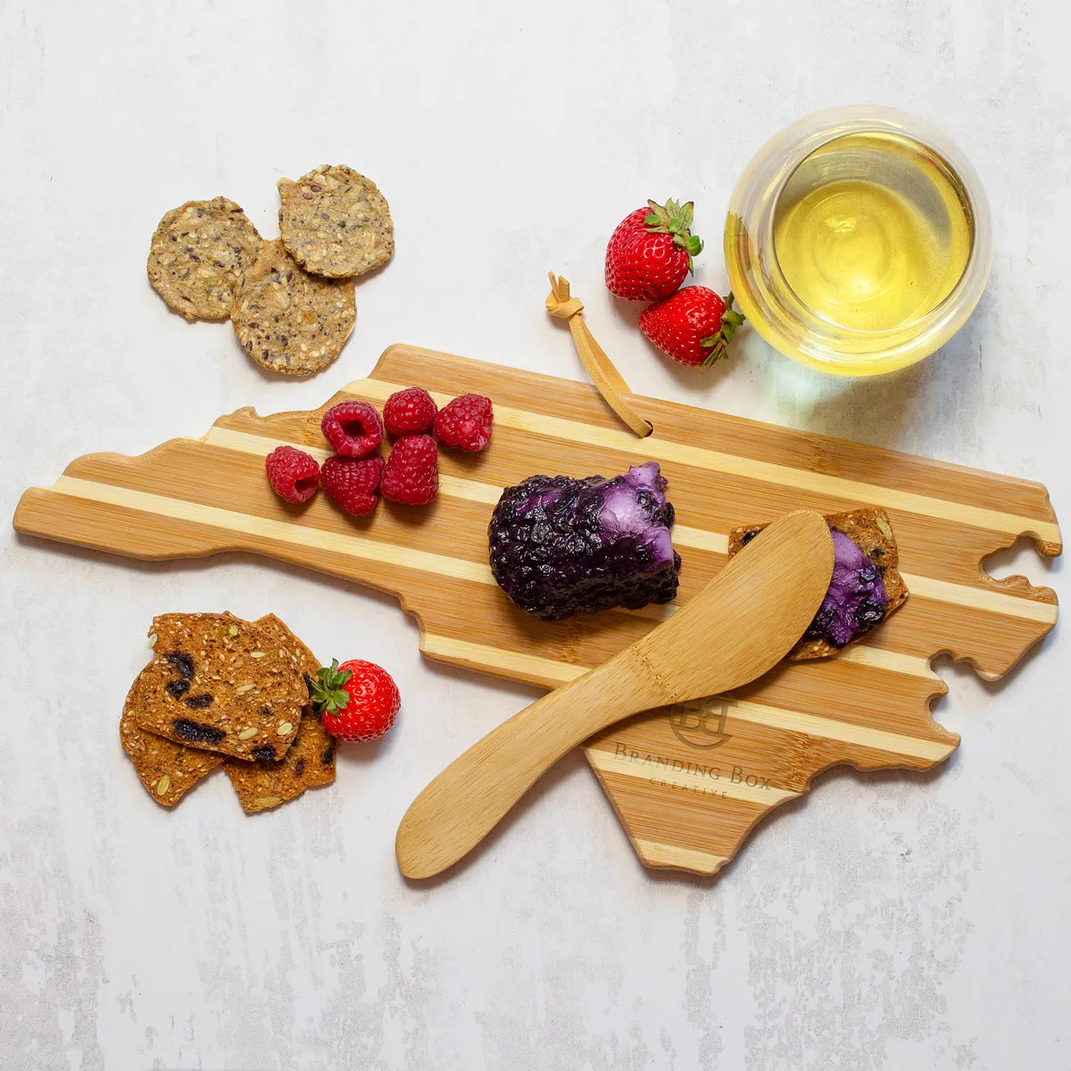 North Carolina Charcuterie Board with Spreader Knife Gift Set view 4