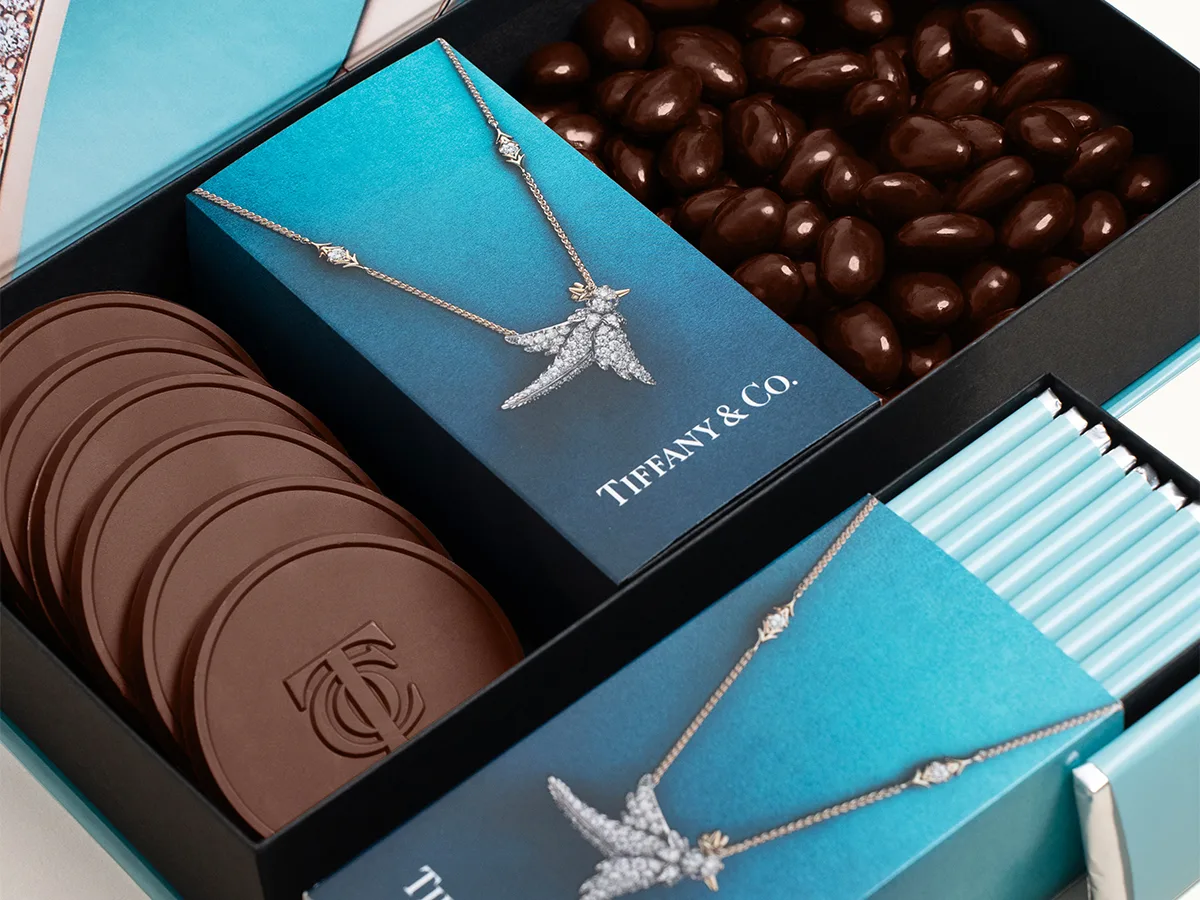 Luxury Tasting Box with Custom Packaging view 6