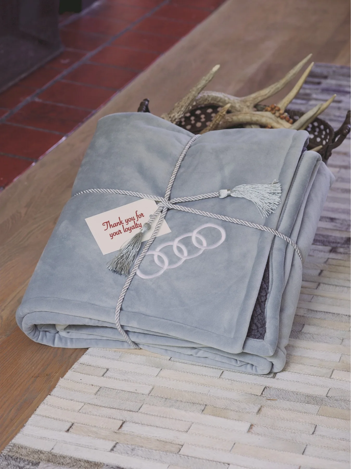 Cobblestone Mills Newcastle Sherpa Blanket™ view 6