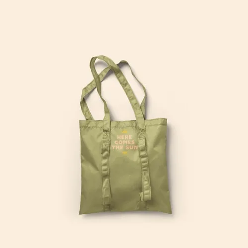 Main Squeeze Tuck & Toss Yoga Tote view 2