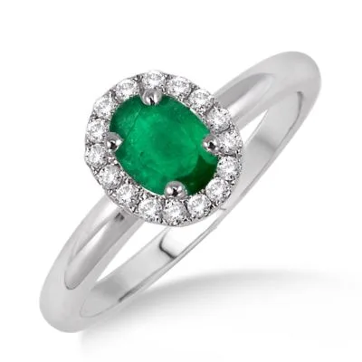 Jilco Inc Round Diamond And Emerald Ring - Size 6