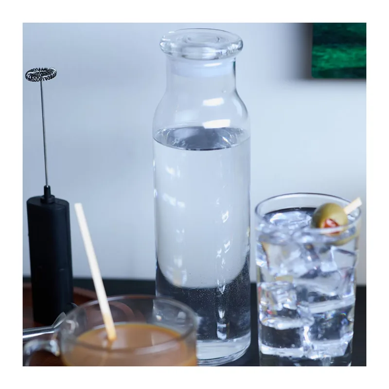 Libbey 24 oz Glass Water Bottle with Press-On Lid view 3