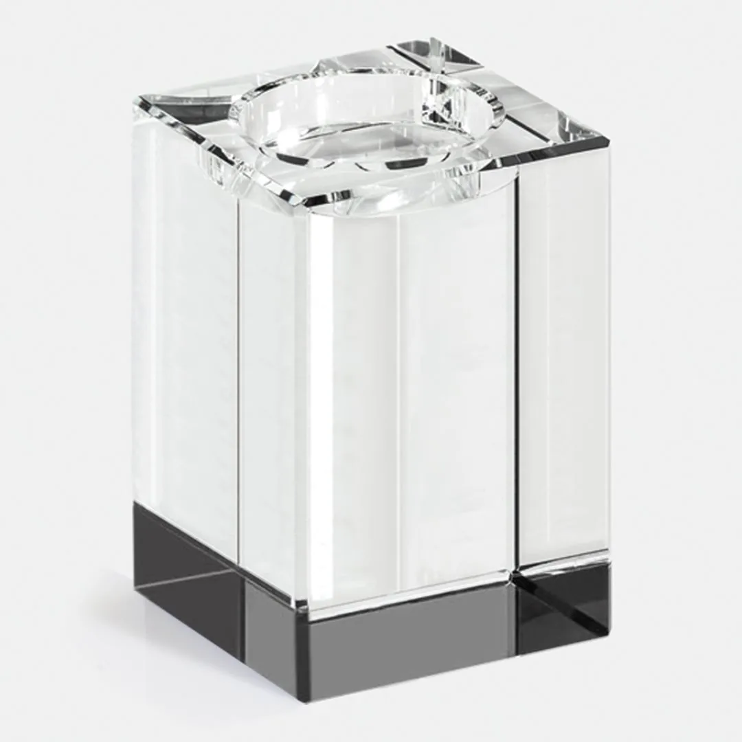 Clear Base