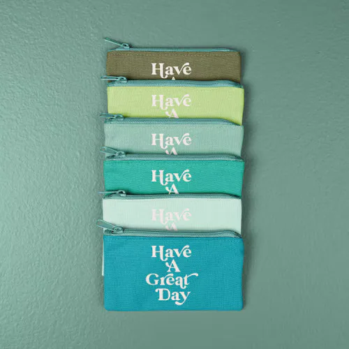 Penny Pouch - Remnant Canvas — Fruit Punch Red Sangria Red