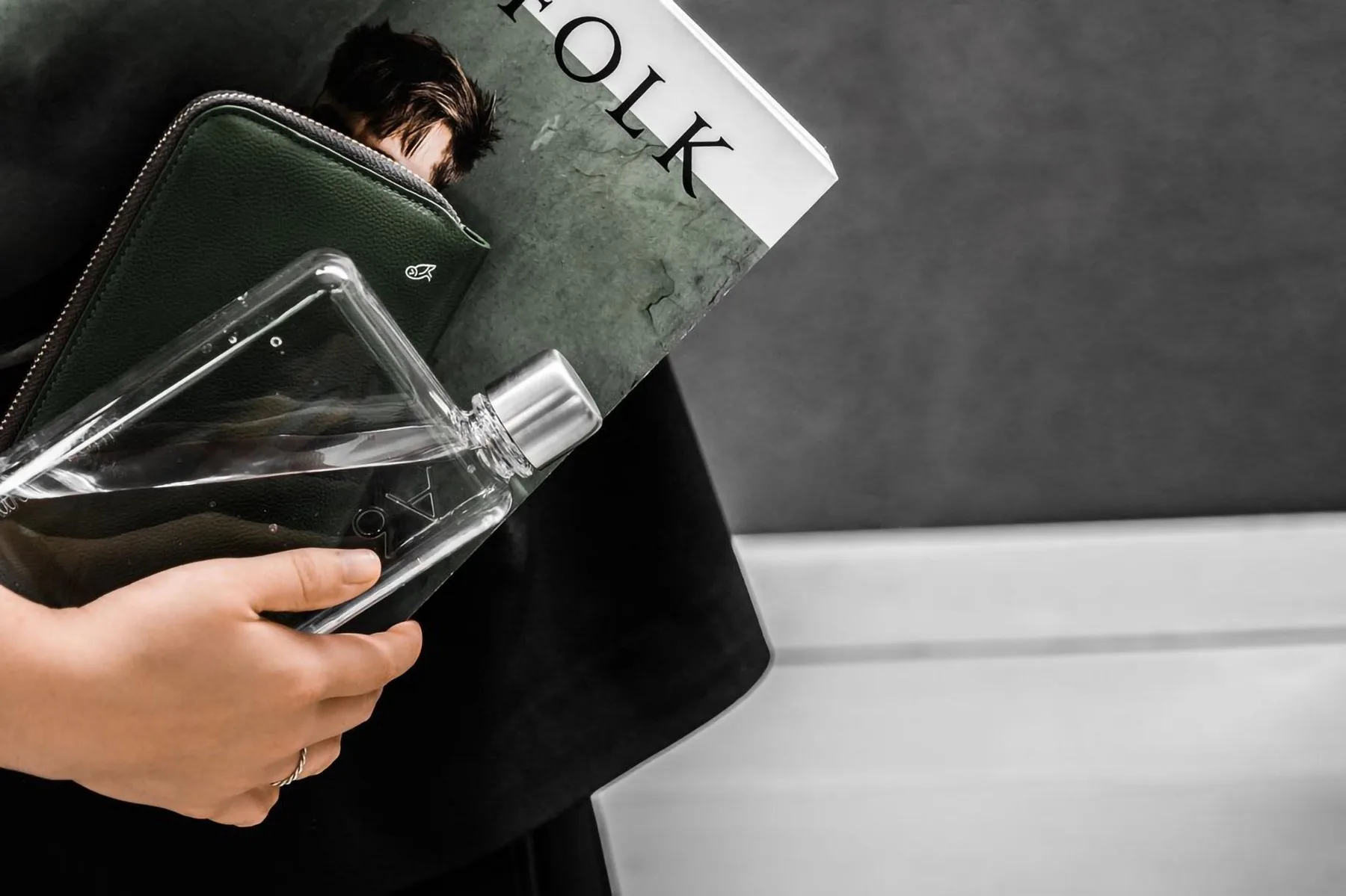 1606-10CLAngle-Right