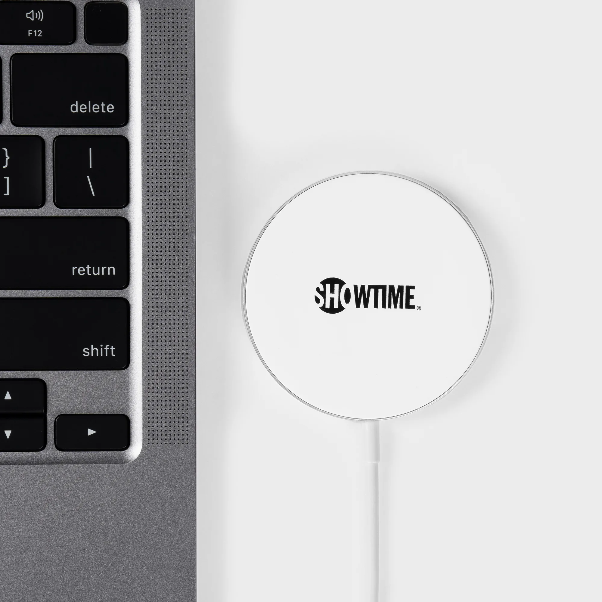 MagPad Magnetic Wireless Charger view 2